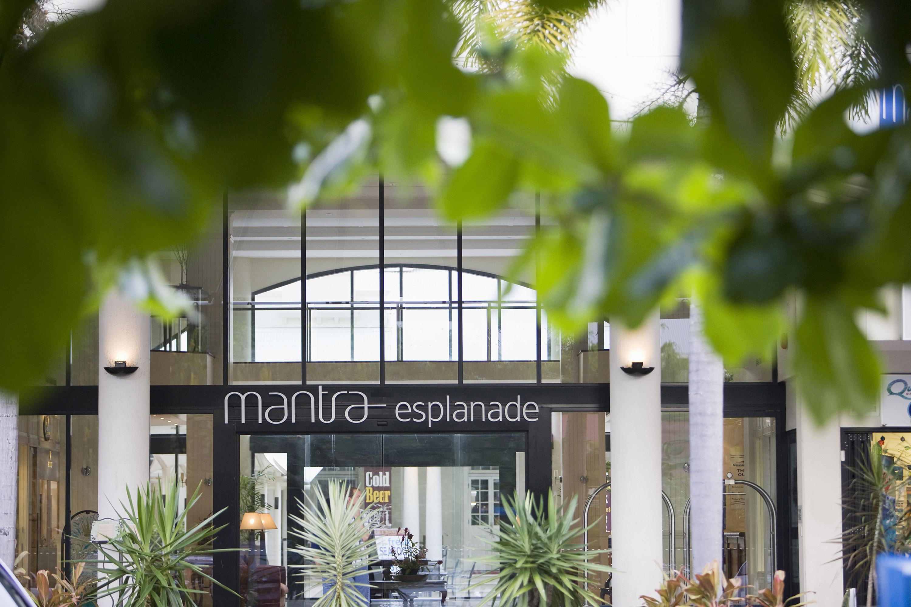 Mantra Esplanade Hotel Cairns Exterior photo